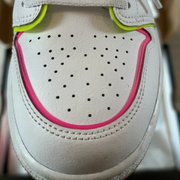 AIR JORDAN 1 Mid Edge Glow Youth sz4 - Picture 8 of 15